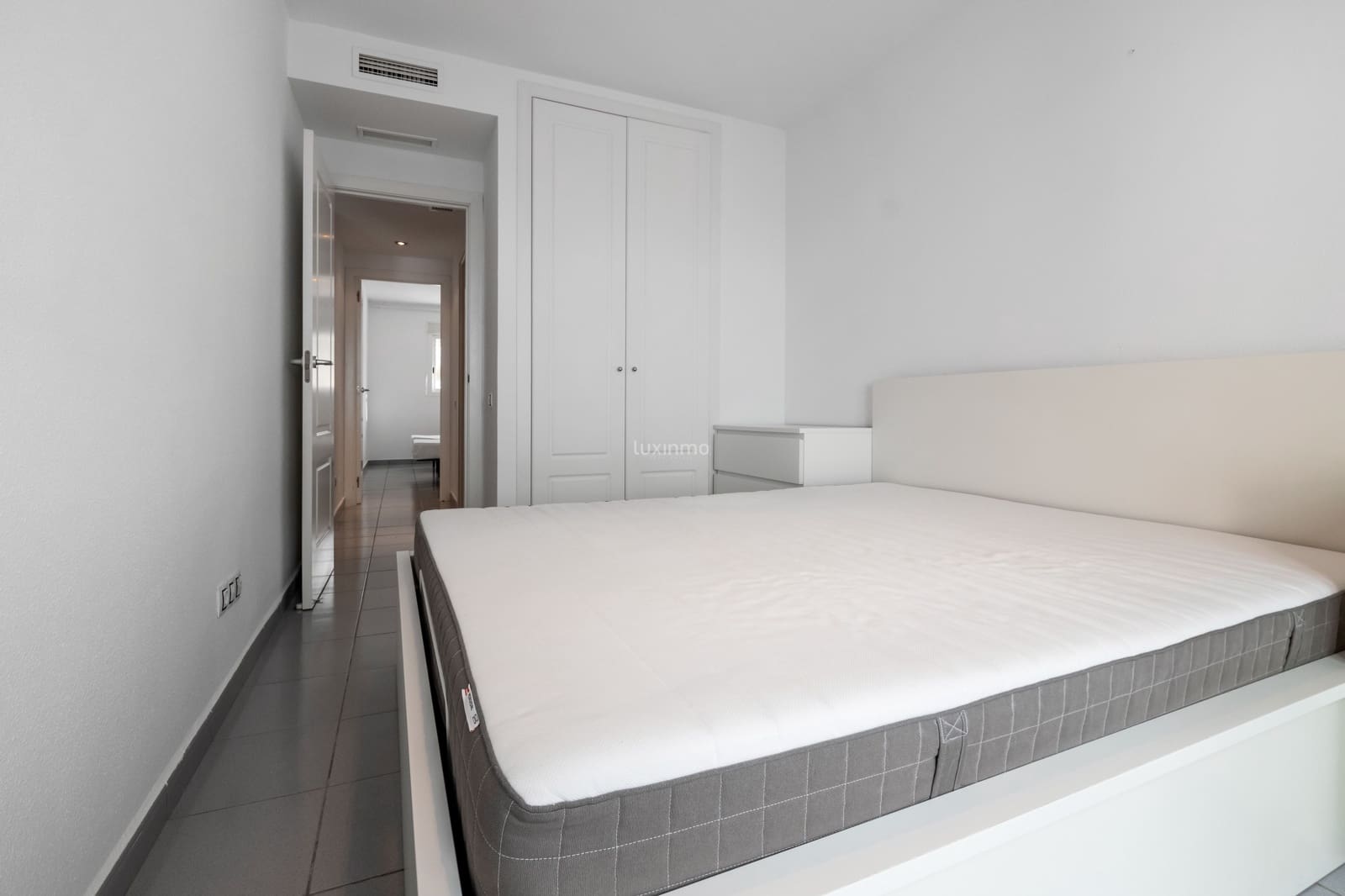 2 soverom Leilighet til salgs i Benidorm med svømmebasseng garasje - € 485 000 (Ref: 10079248)