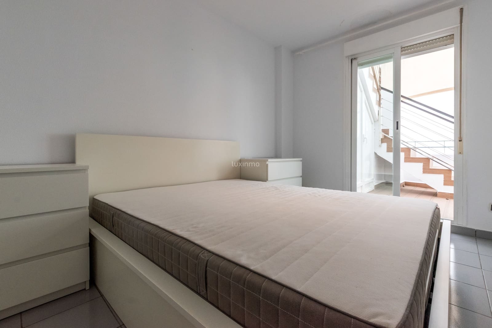 2 soverom Leilighet til salgs i Benidorm med svømmebasseng garasje - € 485 000 (Ref: 10079248)