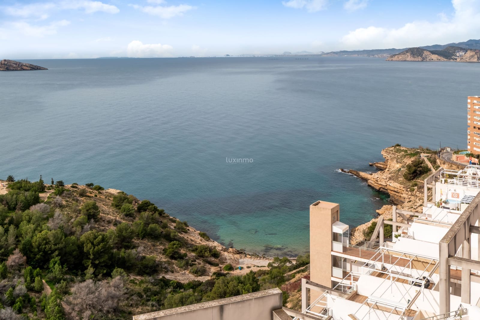 2 soverom Leilighet til salgs i Benidorm med svømmebasseng garasje - € 485 000 (Ref: 10079248)