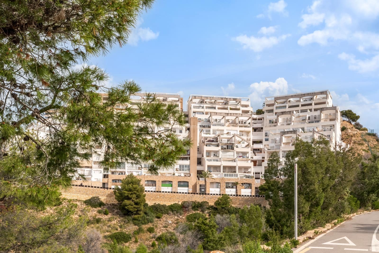 2 soverom Leilighet til salgs i Benidorm med svømmebasseng garasje - € 485 000 (Ref: 10079248)