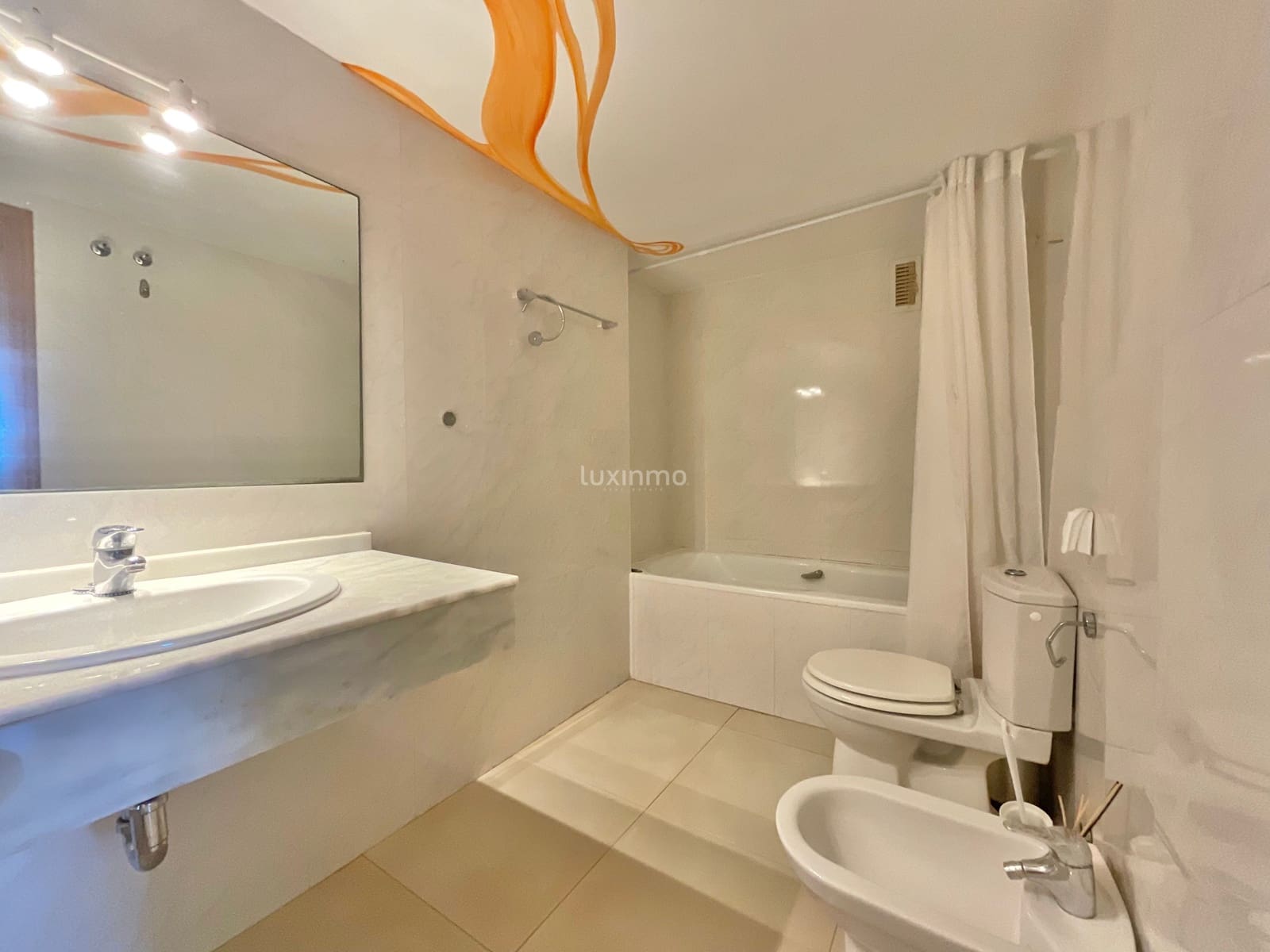 4 quarto Apartamento para arrendar em Ibiza / Eivissa cidade com piscina garagem - 7 500 € (Ref: 10079250)