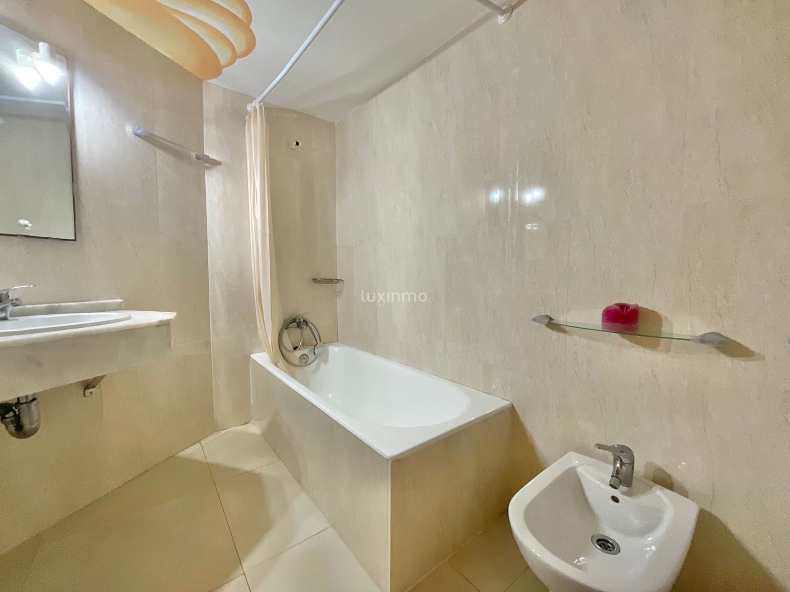 4 quarto Apartamento para arrendar em Ibiza / Eivissa cidade com piscina garagem - 7 500 € (Ref: 10079250)