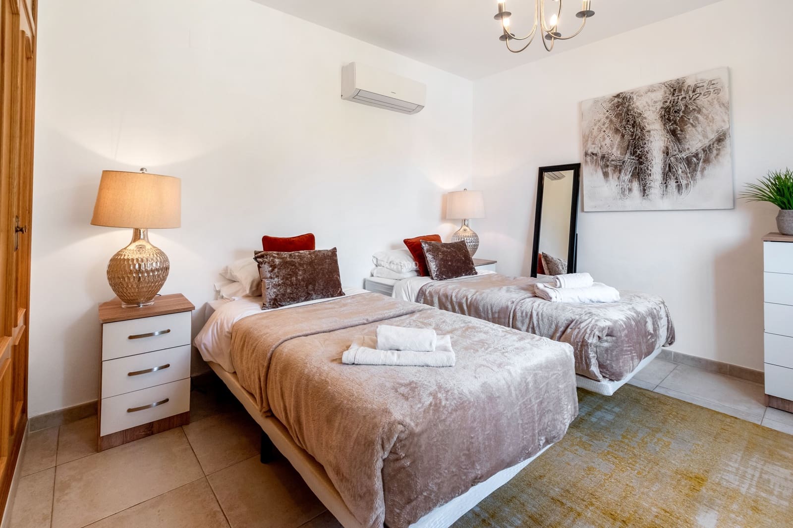4 quarto Moradia para venda em Albir com piscina garagem - 599 500 € (Ref: 10079254)