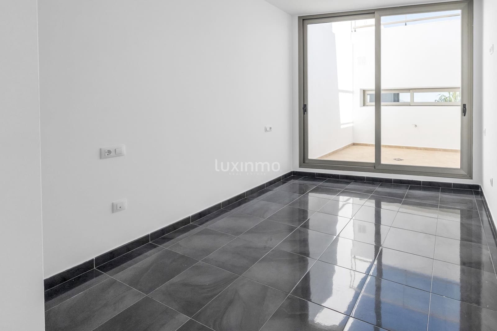 5 soveværelse Villa til salg i Calpe / Calp med swimmingpool garage - € 568.500 (Ref: 10079255)