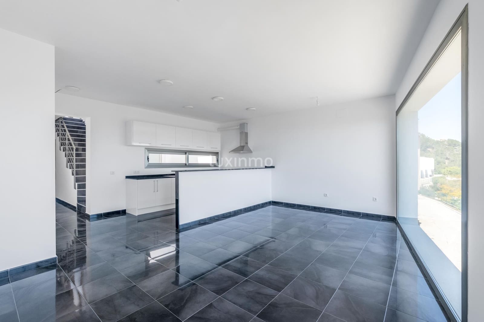 5 soveværelse Villa til salg i Calpe / Calp med swimmingpool garage - € 568.500 (Ref: 10079255)