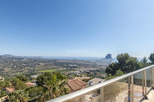 Chalet de 5 habitaciones en Oltamar - Cucarres, Calpe / Calp en venta con piscina garaje - 568.500 € (Ref: 10079255)