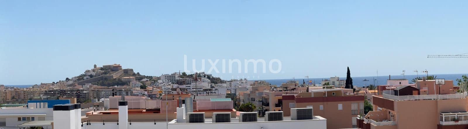 Ático de 4 habitaciones en Ibiza / Eivissa ciudad en alquiler con piscina garaje - 7.500 € (Ref: 10079256)