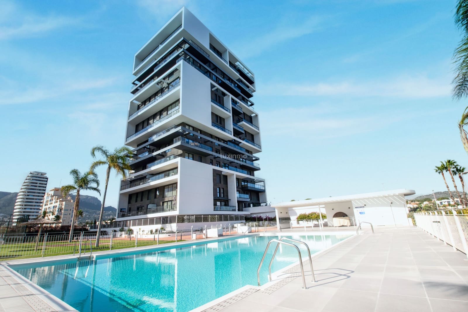 2 Zimmer Apartment zu verkaufen in Calpe / Calp mit Pool Garage - 440.000 € (Ref: 10079257)