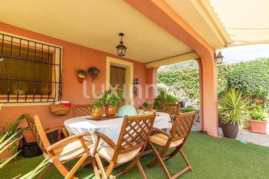 4 soverom Villa til salgs i Finestrat med svømmebasseng garasje - € 465 000 (Ref: 10079259)