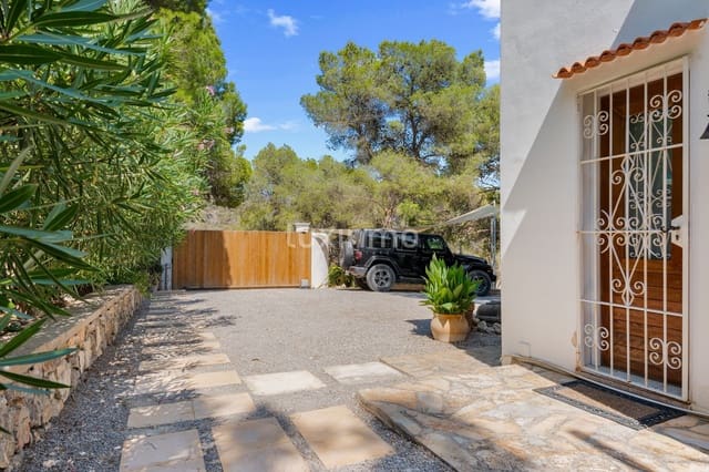 3 camera da letto Villa da affittare in Sant Jordi de Ses Salines, San Jose / Sant Josep de Sa Talaia con piscina garage - 12.500 € (Rif: 10079260)