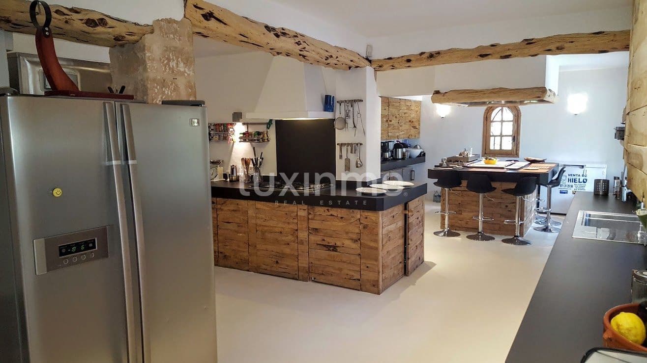 14 chambre Villa/Maison à vendre à Santa Eulalia / Santa Eularia avec piscine garage - 6 000 000 € (Ref: 10079261)