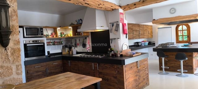 14 chambre Villa/Maison à vendre à Santa Eulalia / Santa Eularia avec piscine garage - 6 000 000 € (Ref: 10079261)