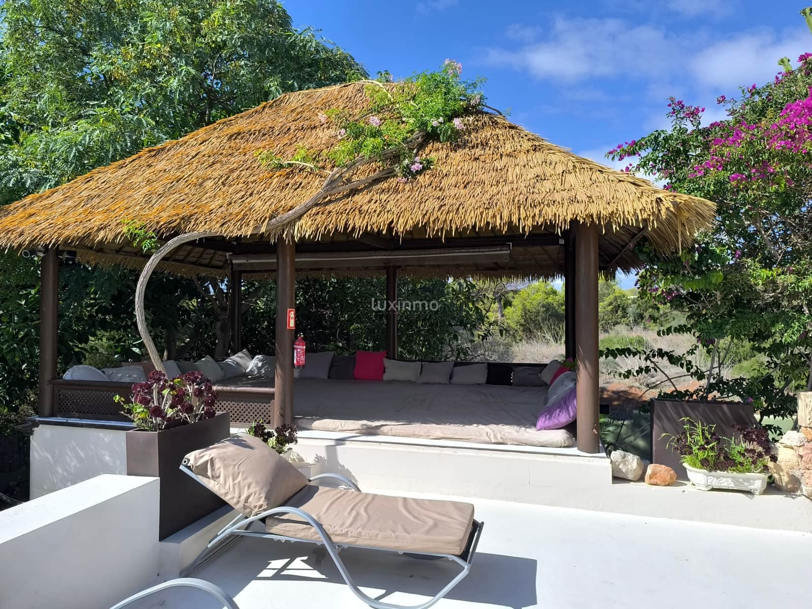 14 chambre Villa/Maison à vendre à Santa Eulalia / Santa Eularia avec piscine garage - 6 000 000 € (Ref: 10079261)