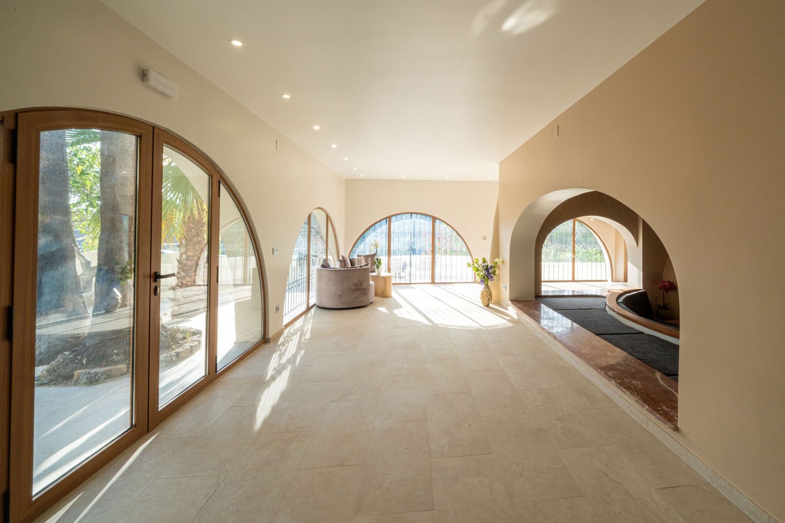 12 soverom Villa til salgs i Altea med svømmebasseng garasje - € 1 900 000 (Ref: 10079267)