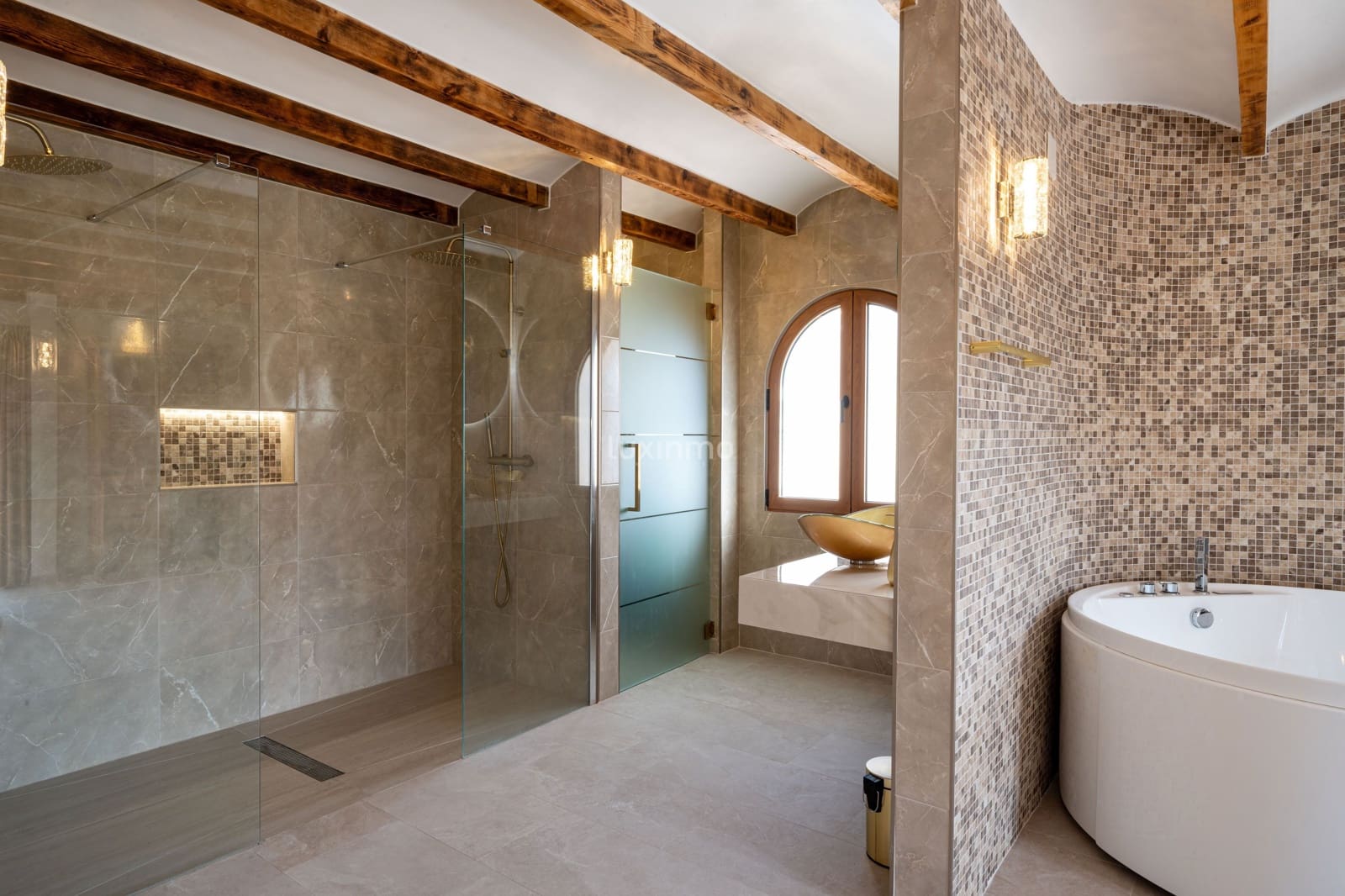 12 soverom Villa til salgs i Altea med svømmebasseng garasje - € 1 900 000 (Ref: 10079267)