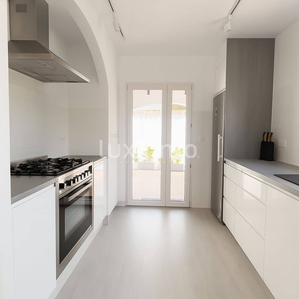 5 quarto Moradia para venda em Calpe / Calp com piscina garagem - 719 000 € (Ref: 10079273)