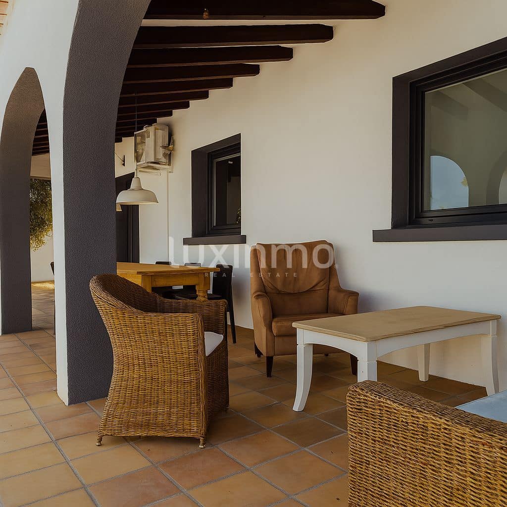 5 quarto Moradia para venda em Calpe / Calp com piscina garagem - 719 000 € (Ref: 10079273)