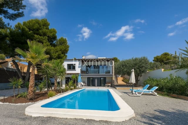 5 quarto Moradia para venda em Calpe / Calp com piscina garagem - 719 000 € (Ref: 10079273)