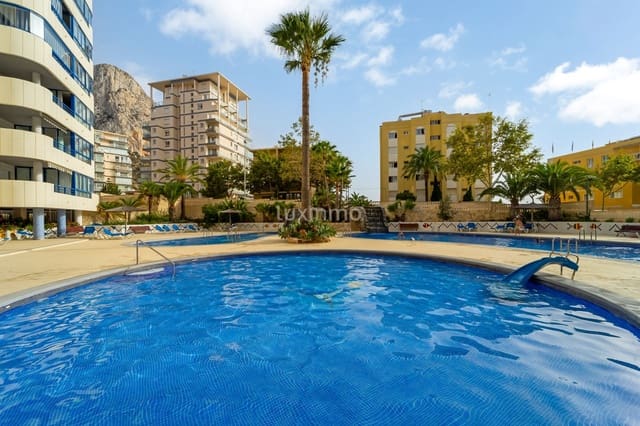 2 makuuhuone Huoneisto myytävänä paikassa Calpe / Calp mukana uima-altaan 
autotalli - 390 000 € (Ref: 10079277)
