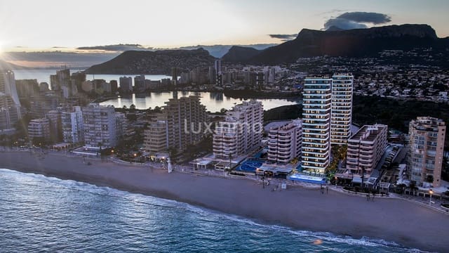 2 sovrum Lägenhet till salu i Levante - Playa Fossa, Calpe / Calp med pool garage - 634 000 € (Ref: 10079282)