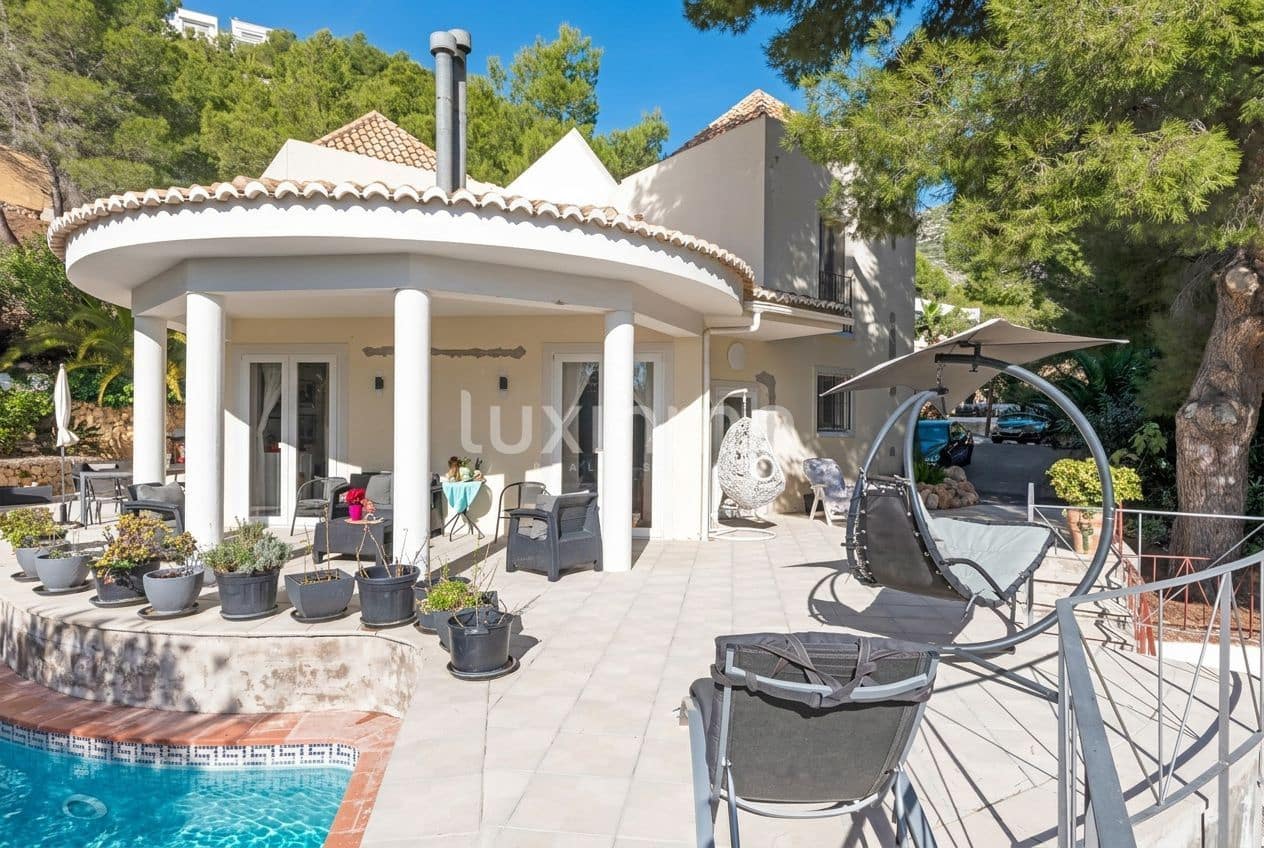 Chalet de 3 habitaciones en Altea la Vella en venta con piscina garaje - 525.000 € (Ref: 10079284)