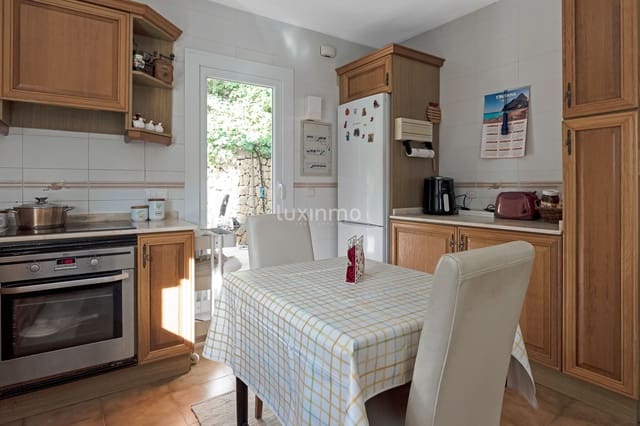Chalet de 3 habitaciones en Altea la Vella, Altea en venta con piscina garaje - 525.000 € (Ref: 10079284)