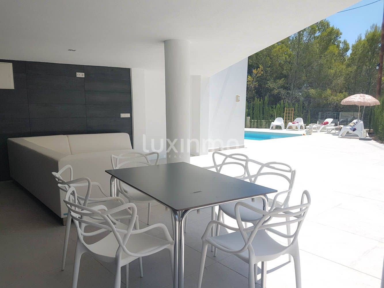 4 soverom Villa til salgs i Calpe / Calp med svømmebasseng garasje - € 865 000 (Ref: 10079285)