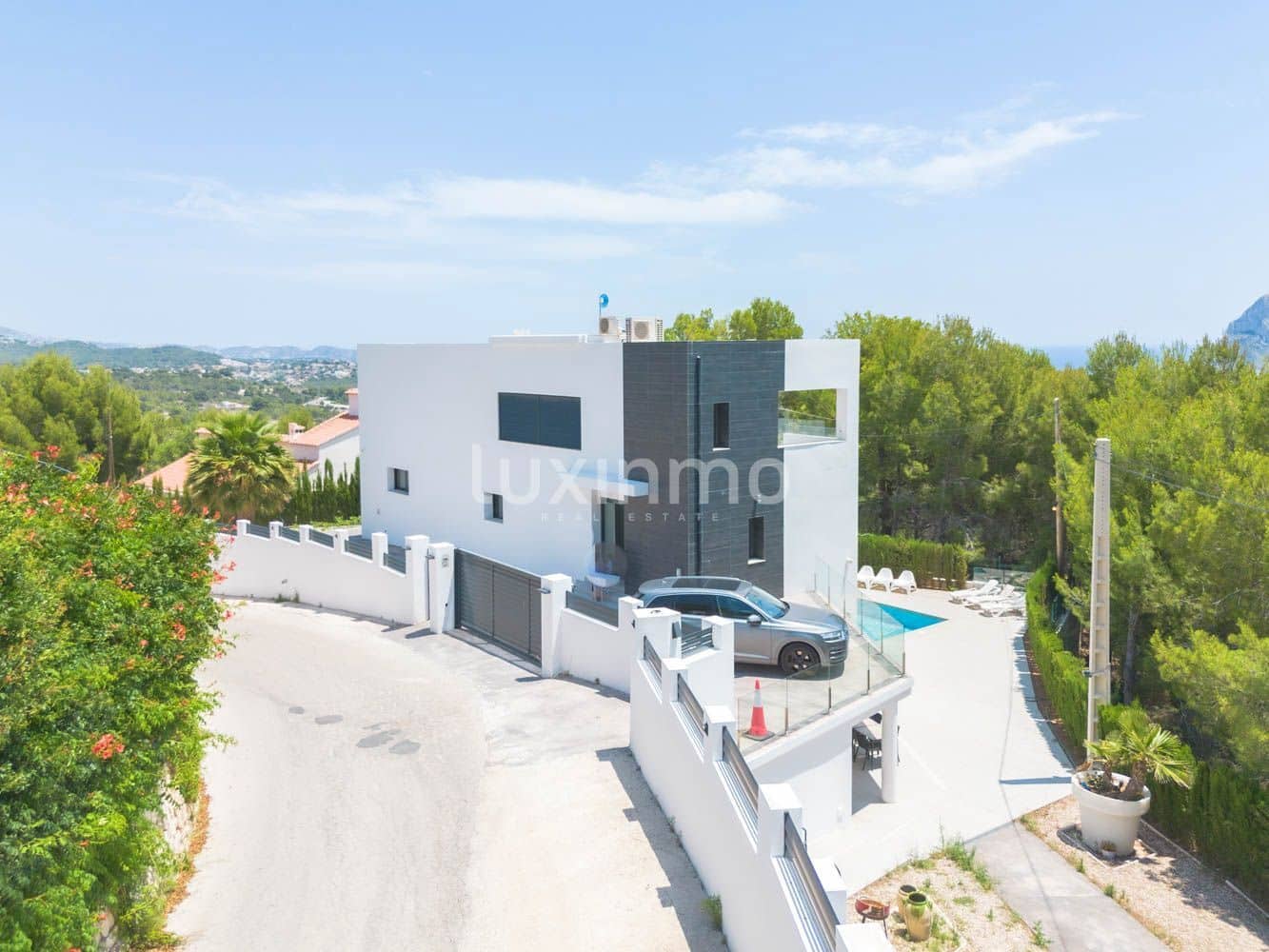 4 soverom Villa til salgs i Calpe / Calp med svømmebasseng garasje - € 865 000 (Ref: 10079285)