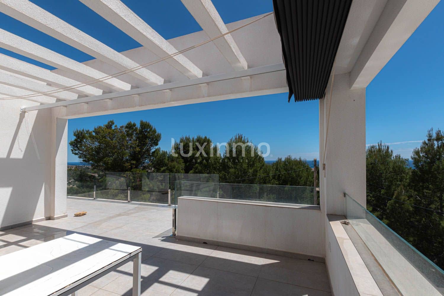 4 soverom Villa til salgs i Calpe / Calp med svømmebasseng garasje - € 865 000 (Ref: 10079285)