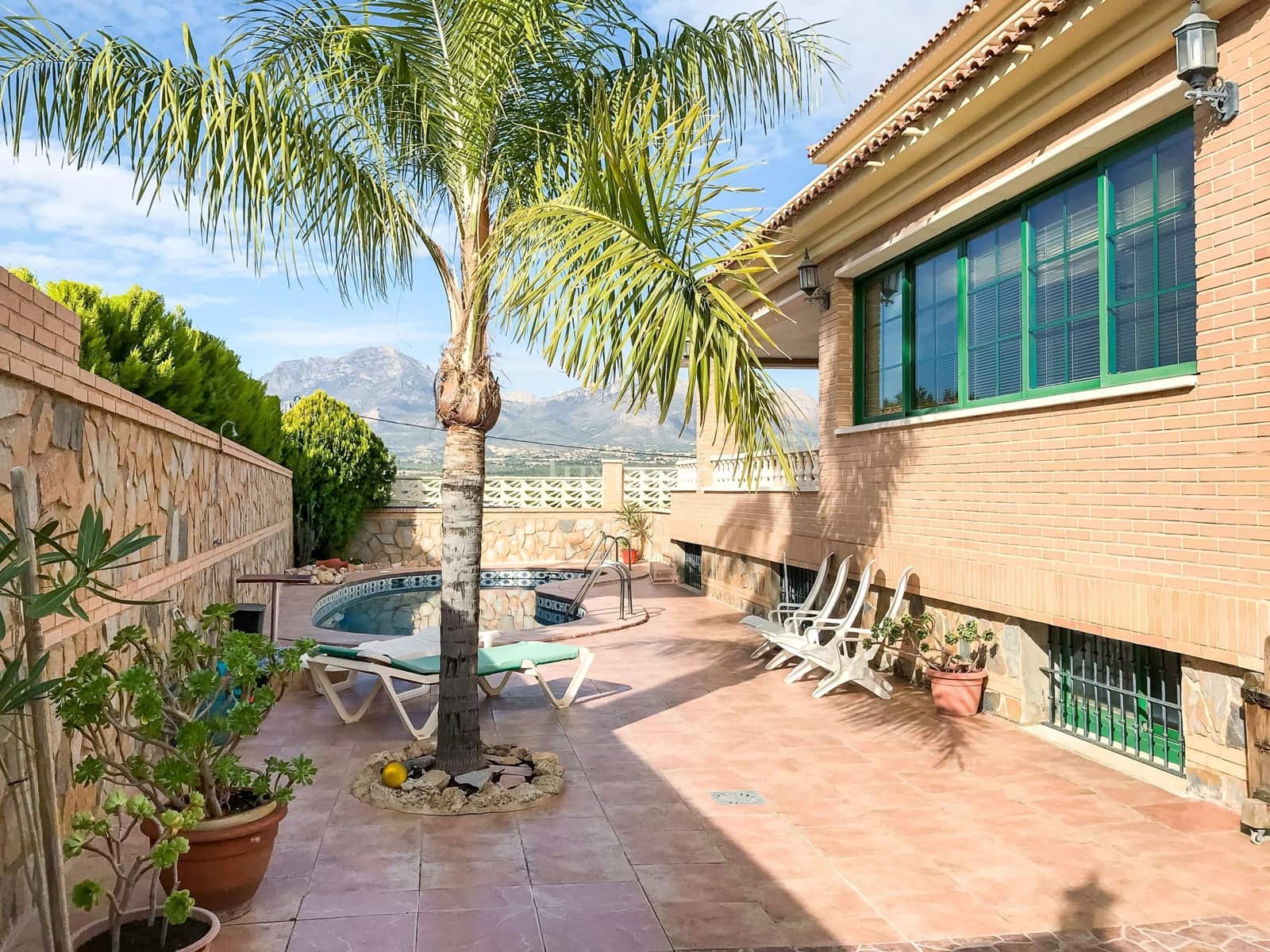 8 soverom Villa til salgs i Benidorm med svømmebasseng garasje - € 950 000 (Ref: 10079286)