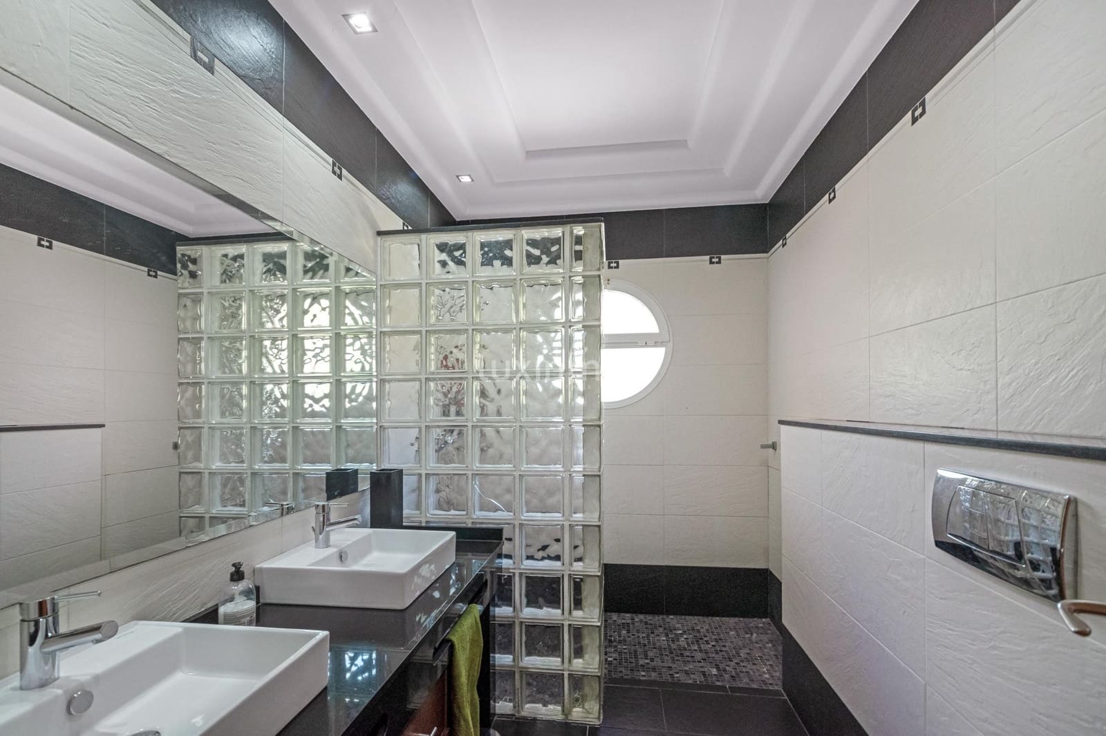 4 slaapkamer Villa te koop in La Nucia met zwembad garage - € 825.000 (Ref: 10079287)