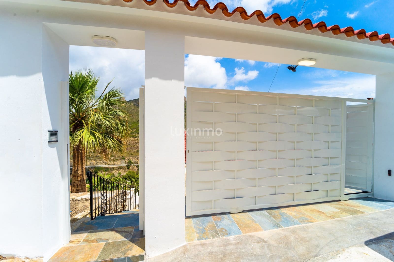 6 chambre Villa/Maison à vendre à Calpe / Calp avec piscine garage - 950 000 € (Ref: 10079288)