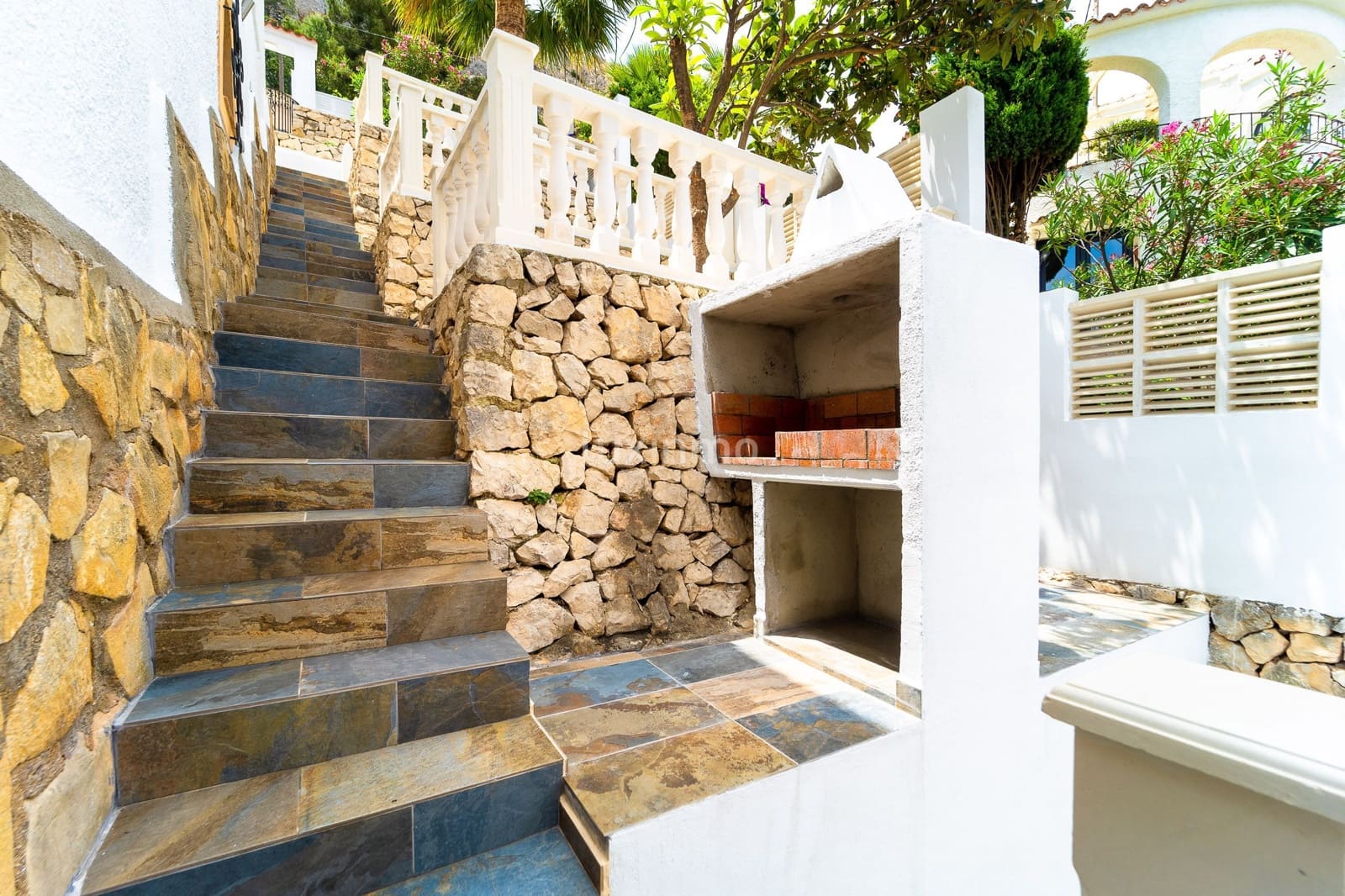 6 chambre Villa/Maison à vendre à Calpe / Calp avec piscine garage - 950 000 € (Ref: 10079288)