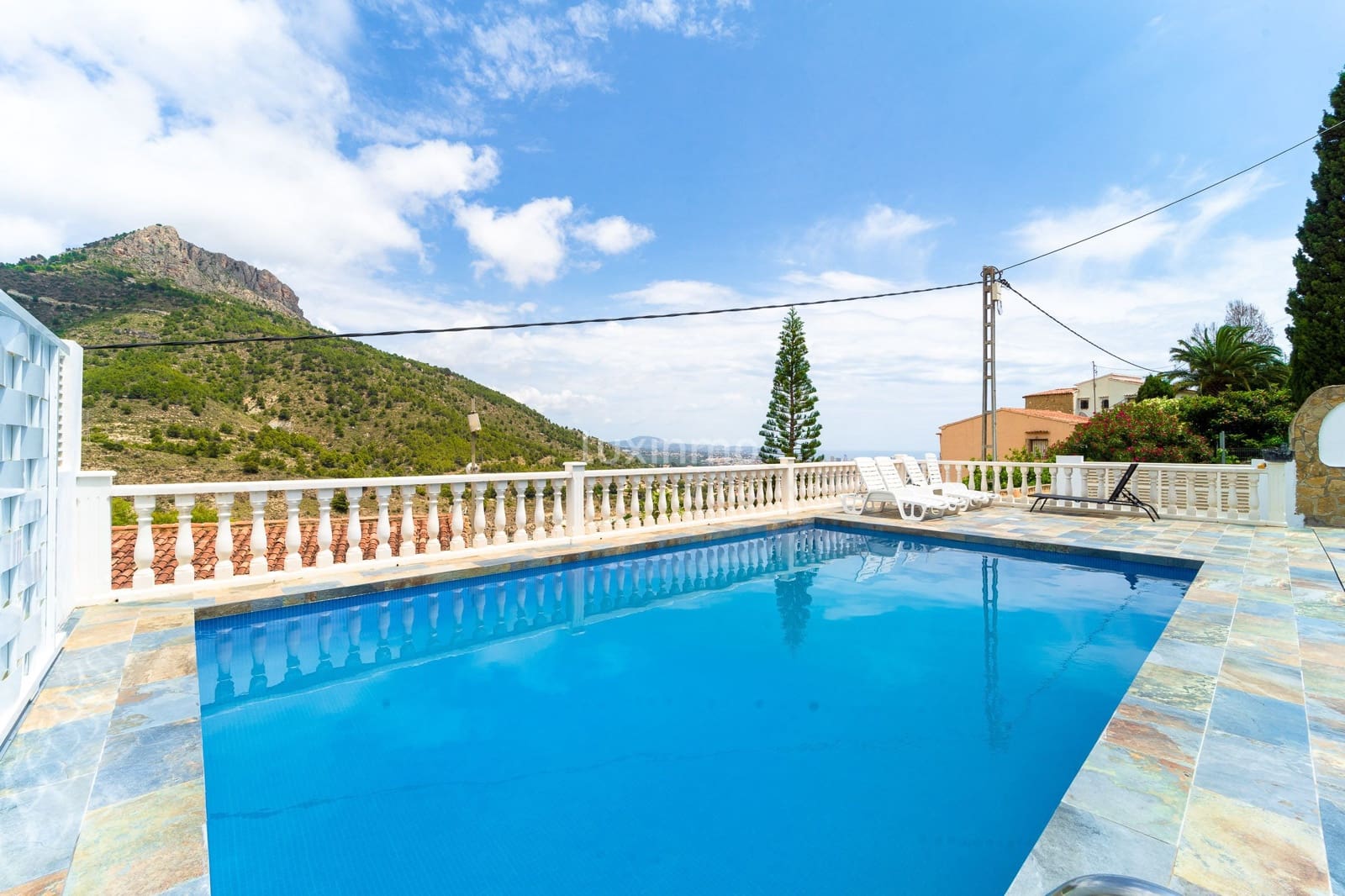 6 chambre Villa/Maison à vendre à Calpe / Calp avec piscine garage - 950 000 € (Ref: 10079288)