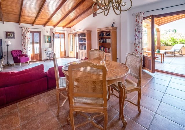 5 quarto Moradia para venda em La Nucia Pueblo  , La Nucia com garagem - 788 000 € (Ref: 10079289)