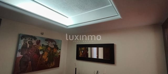 4 quarto Apartamento para venda em Benidorm com garagem - 619 000 € (Ref: 10079293)