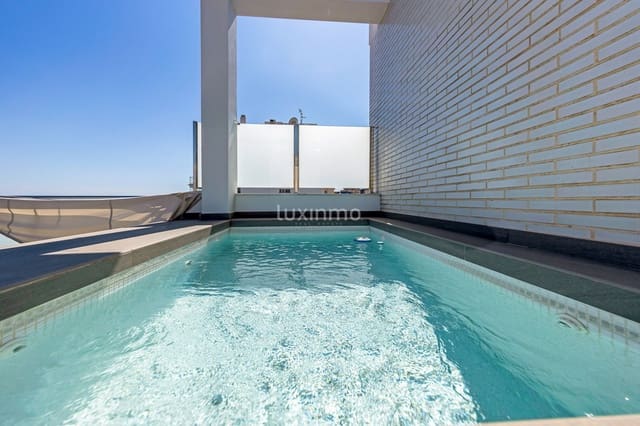 3 sypialnia Penthouse na sprzedaż w Guardamar del Segura z basenem garażem - 595 000 € (Ref: 10079295)