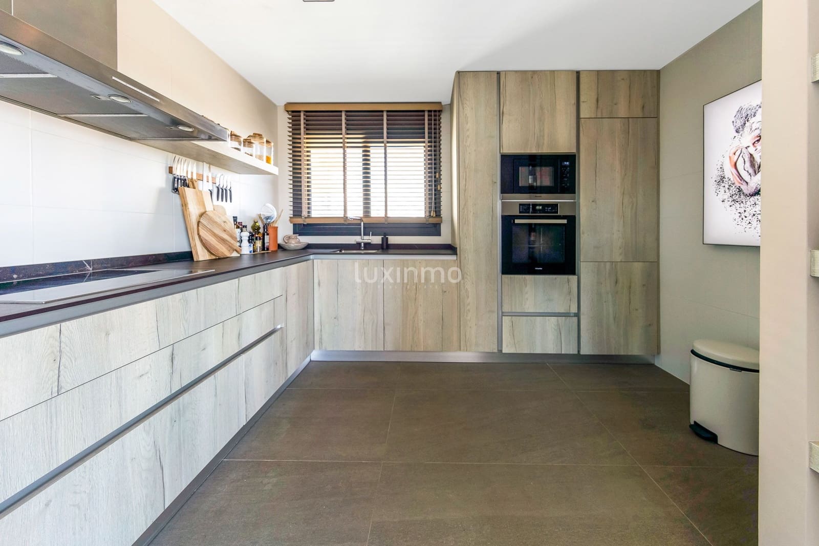 3 sypialnia Penthouse na sprzedaż w Guardamar del Segura z basenem garażem - 595 000 € (Ref: 10079295)