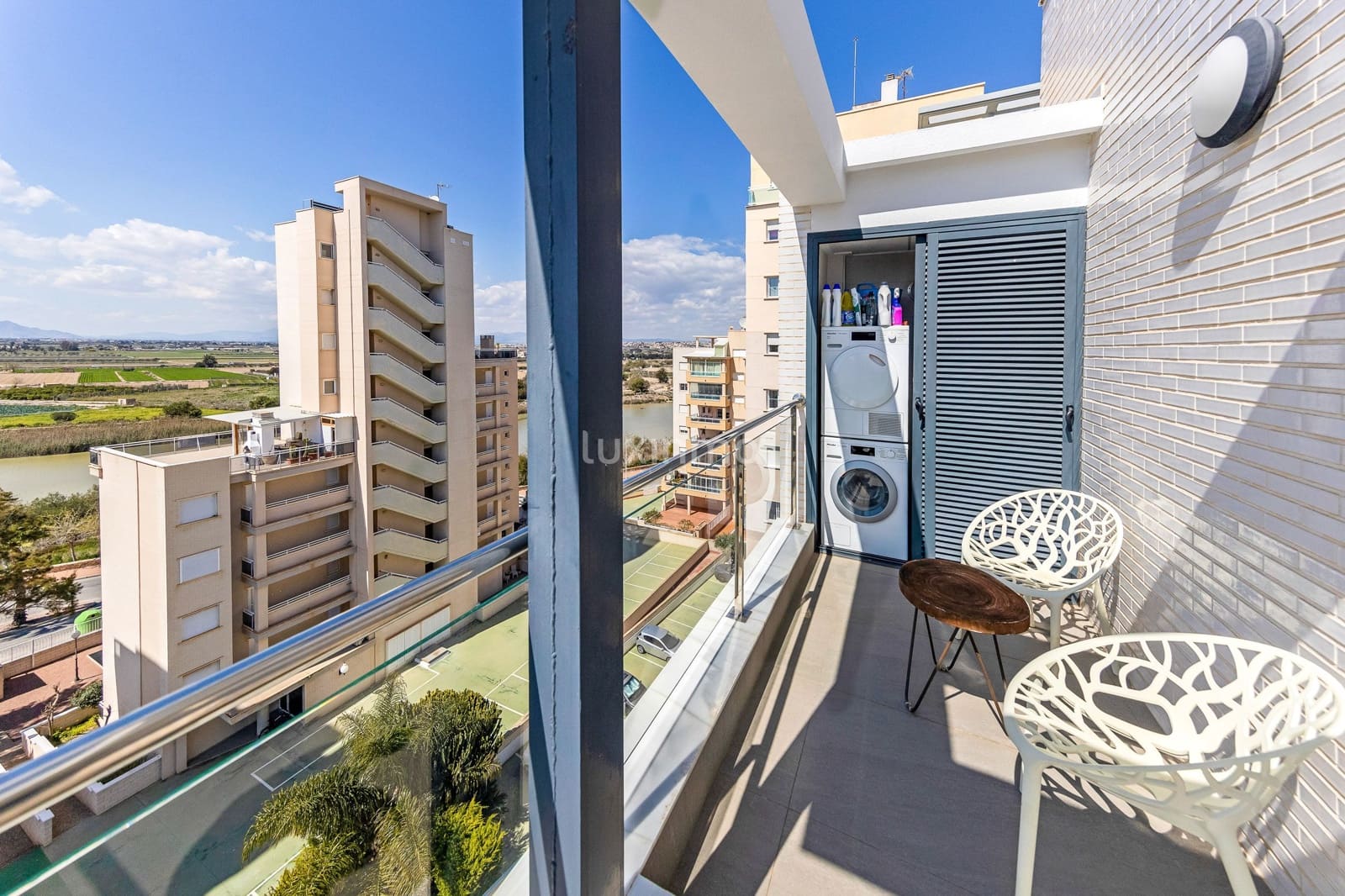 3 sypialnia Penthouse na sprzedaż w Guardamar del Segura z basenem garażem - 595 000 € (Ref: 10079295)