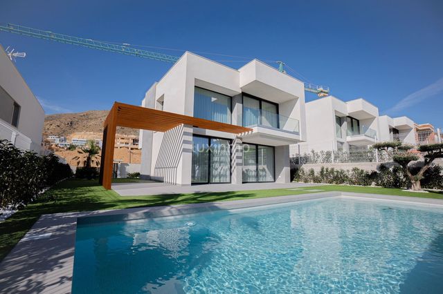 3 camera da letto Villa in vendita in Finestrat con piscina garage - 870.000 € (Rif: 10079297)
