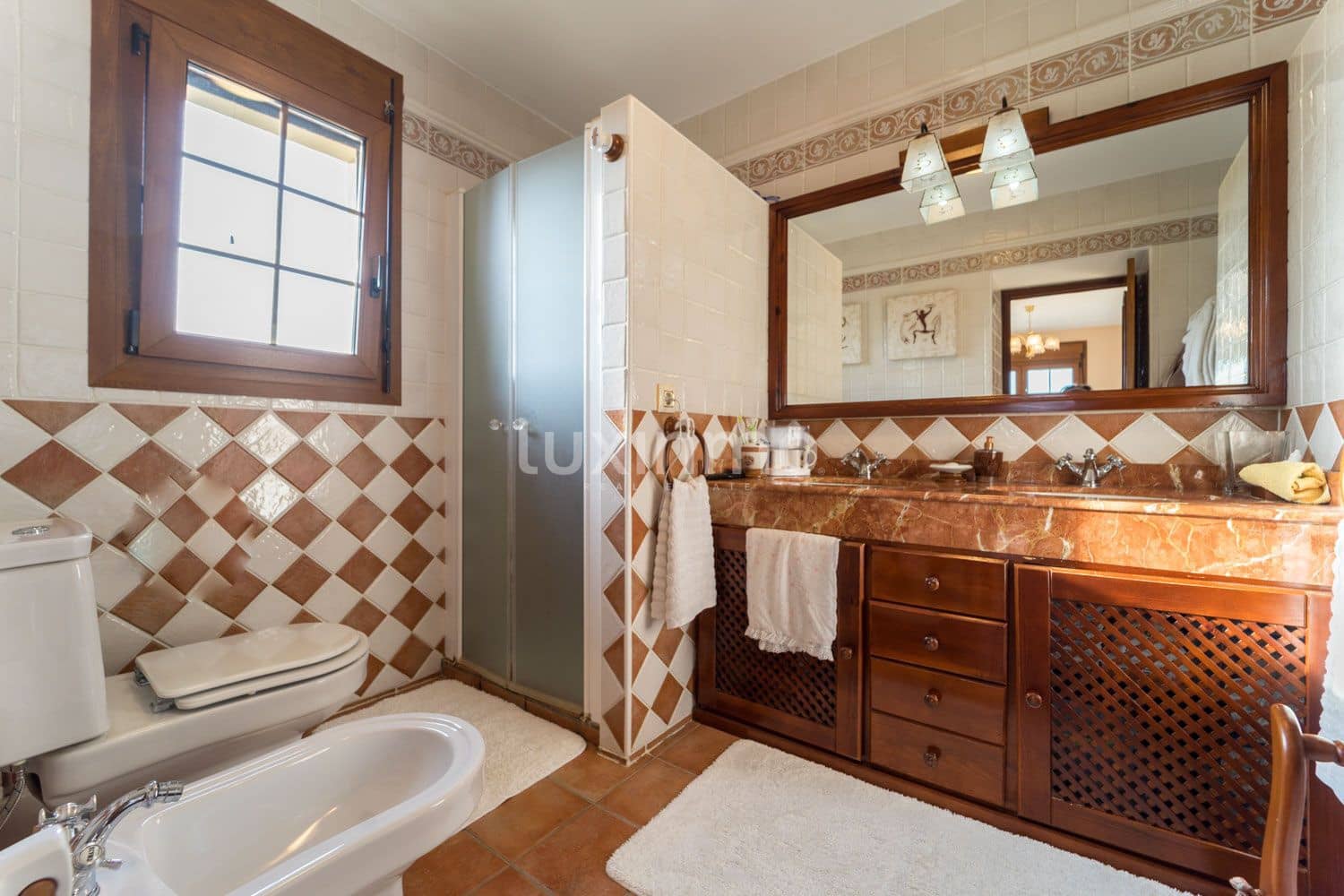 6 bedroom Villa for sale in La Nucia with pool garage - € 840,000 (Ref: 10079298)