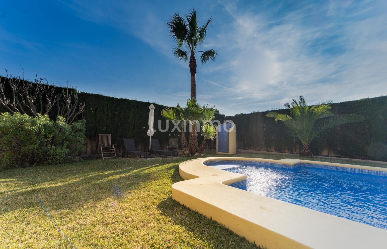 6 bedroom Villa for sale in La Nucia with pool garage - € 840,000 (Ref: 10079298)