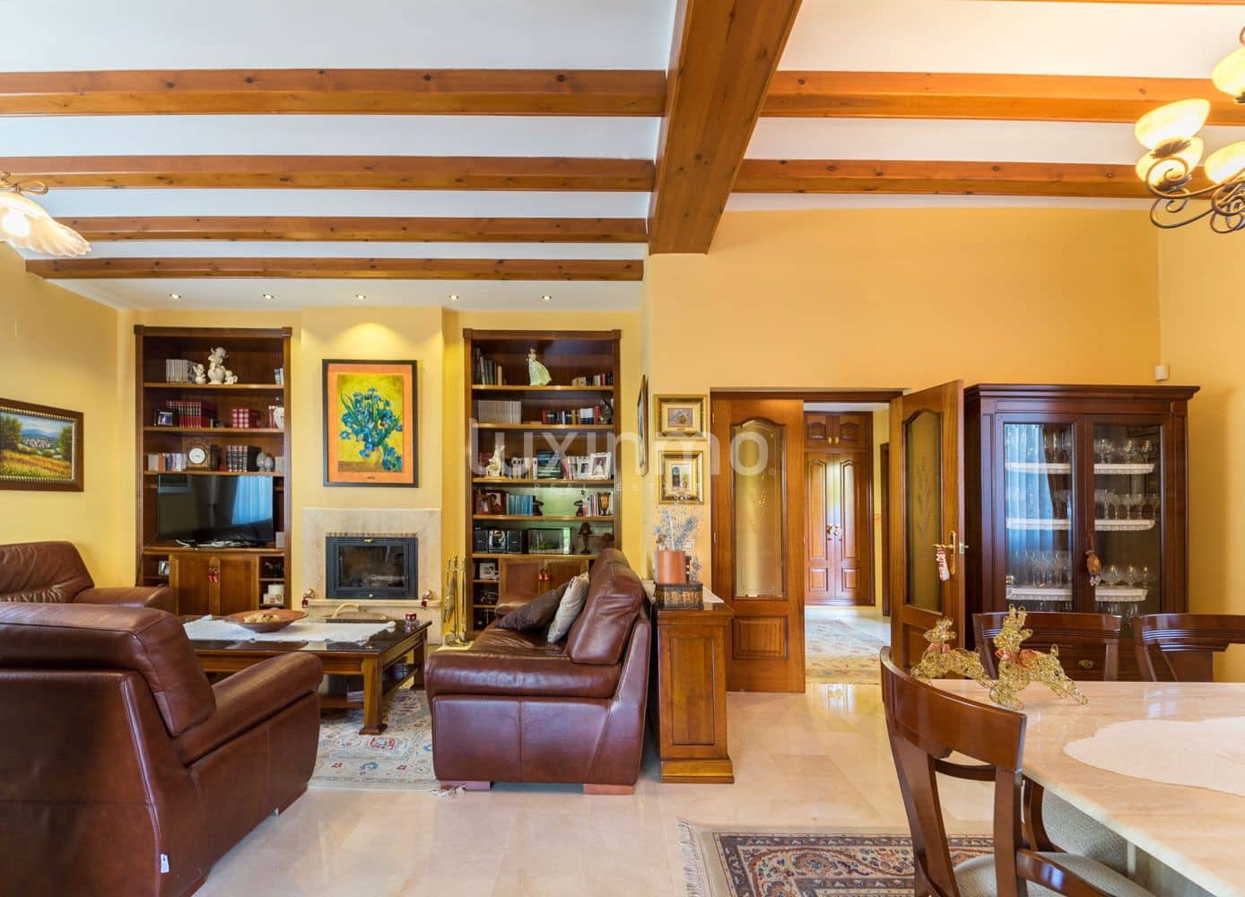 6 bedroom Villa for sale in La Nucia with pool garage - € 840,000 (Ref: 10079298)