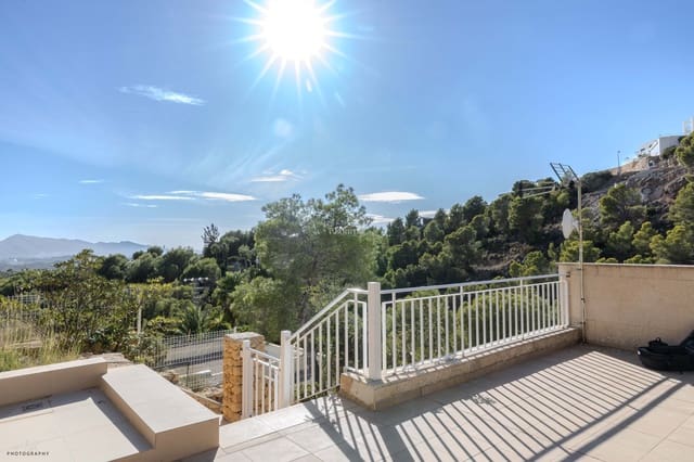 3 soverom Villa til salgs i Altea la Vella, Altea med svømmebasseng garasje - € 725 000 (Ref: 10079300)