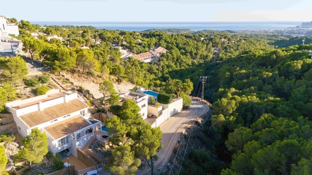 3 soverom Villa til salgs i Altea la Vella, Altea med svømmebasseng garasje - € 725 000 (Ref: 10079300)