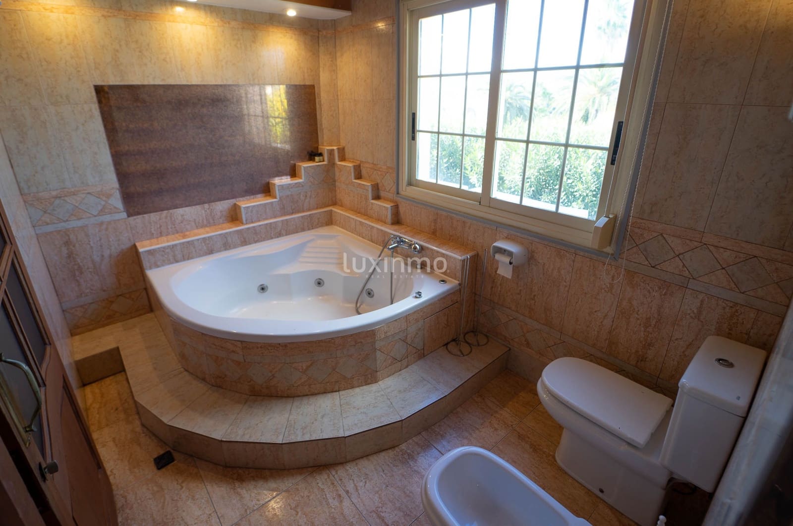 8 quarto Moradia para venda em Calpe / Calp com piscina garagem - 795 000 € (Ref: 10079302)