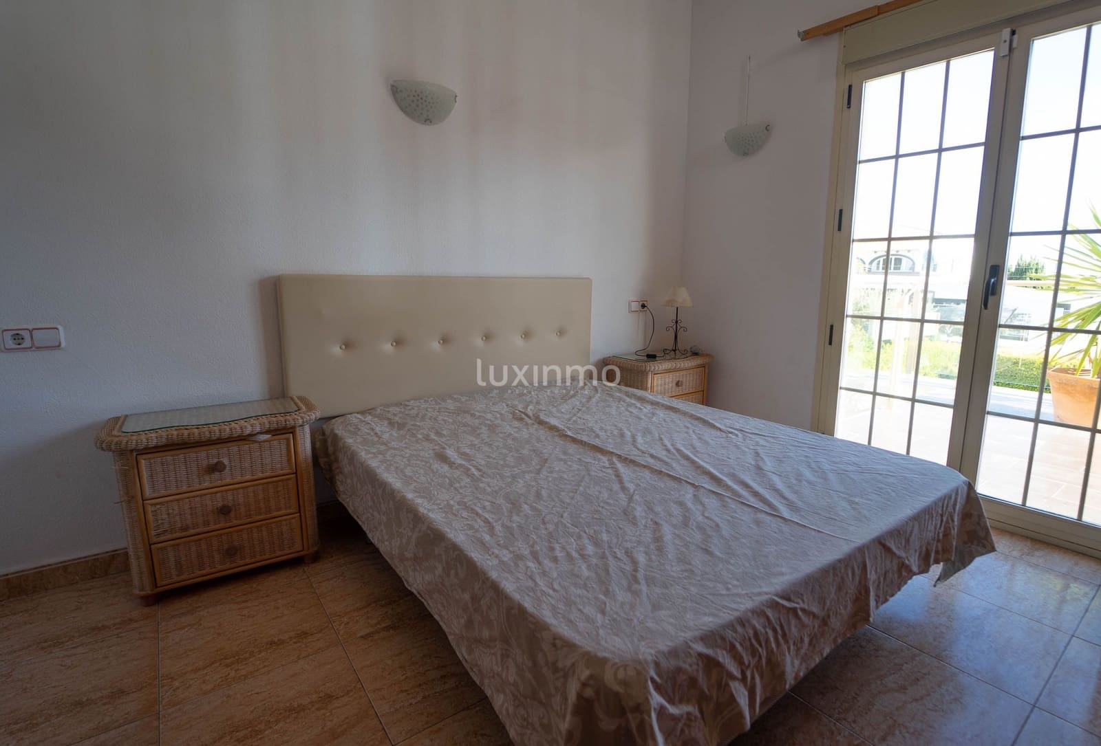8 quarto Moradia para venda em Calpe / Calp com piscina garagem - 795 000 € (Ref: 10079302)