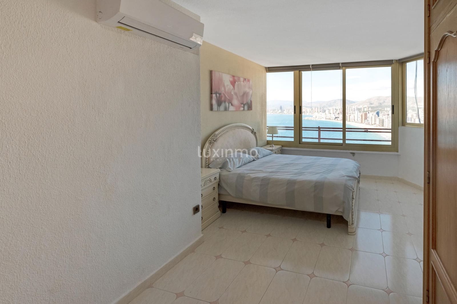 4 quarto Apartamento para venda em Benidorm com piscina garagem - 799 000 € (Ref: 10079303)