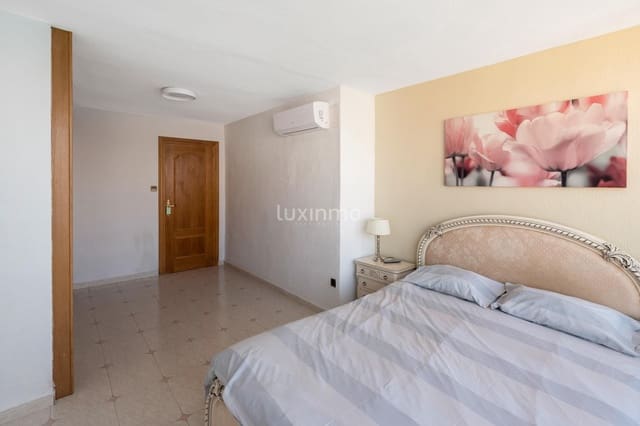 4 quarto Apartamento para venda em Rincón de Loix, Benidorm com piscina garagem - 799 000 € (Ref: 10079303)