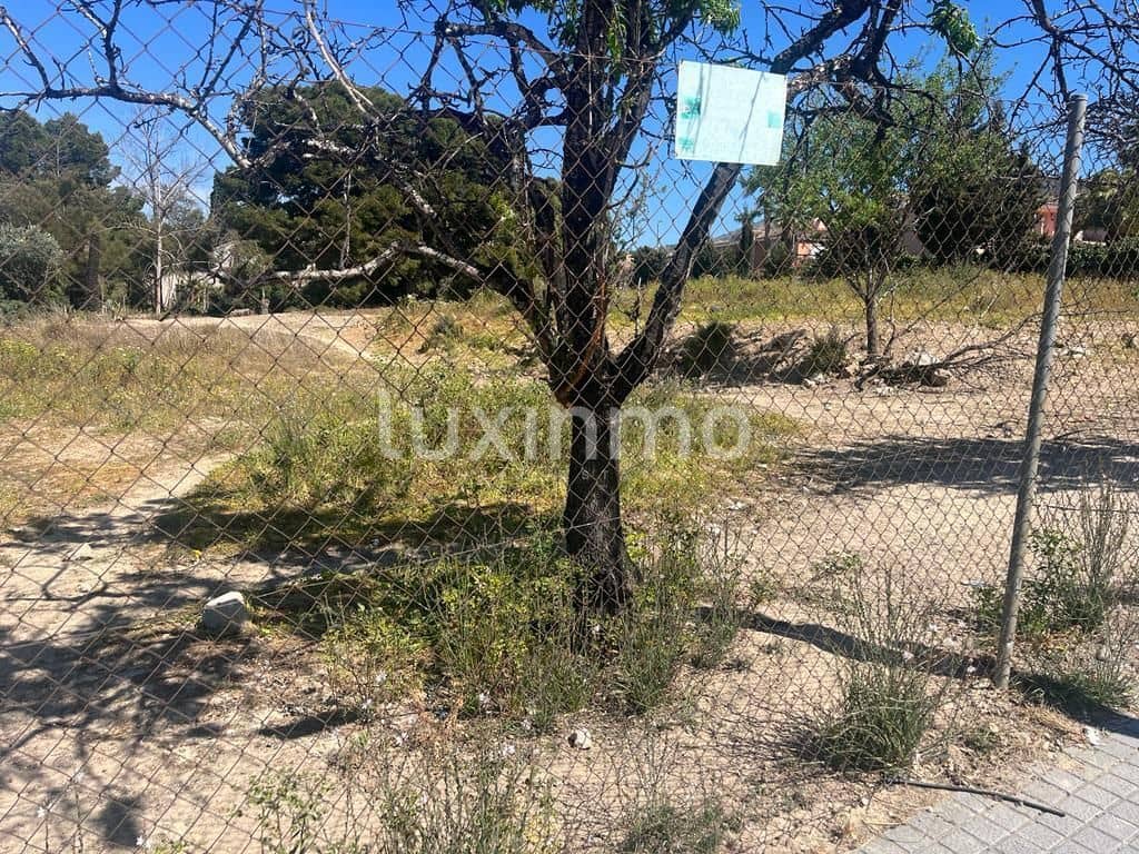 Rakentamaton maa myytävänä paikassa Benidorm - 600 000 € (Ref: 10079304)